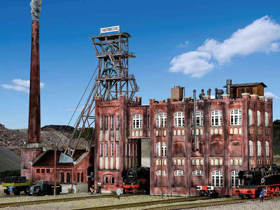 HO-Herbede-Colliery-with-drive-Kibri-39846_b_0.jpg