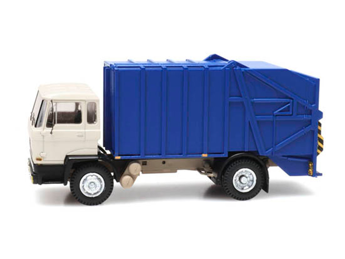 HO-Truck-DAF-Kipp-Fahrerhaus-Kab-A-Muellwagen-Artitec-487.051.03_b_0.jpg