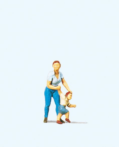 HO-figure-mother-with-child-Preiser-28023_b_0.jpg