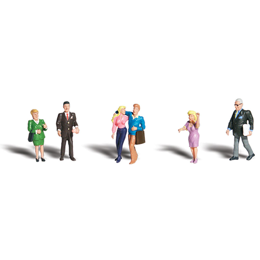 HO-figures-People-Talking-Woodland-A1838_b_0.jpg