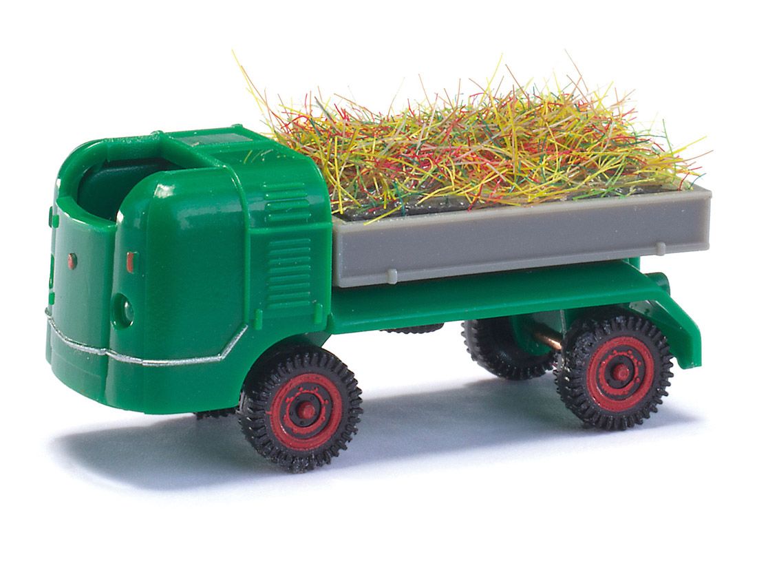 TT-truck-Multicar-M21-with-hay-load-Busch-211013301_b_0.jpg